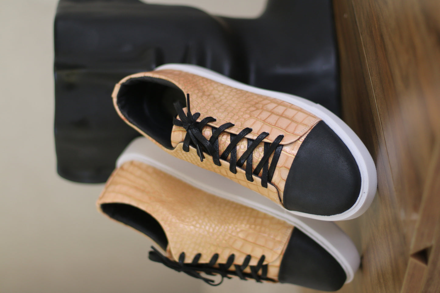 Eavy 1 Coral croco