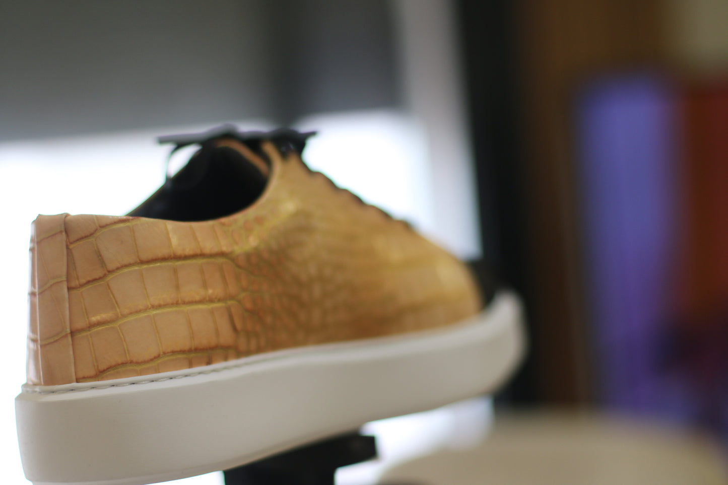 Eavy 1 Coral croco